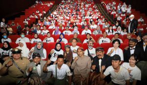 Nobar Film Koesno Dihadiri Ratusan Warga Surabaya