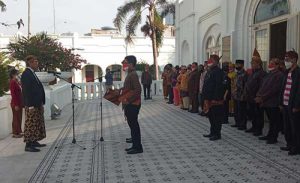 Peringati HUT ke-77 Kemerdekaan RI di Hotel Majapahit