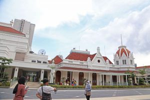 Desak Wali Kota segera Ganti Nama Alun-Alun Surabaya