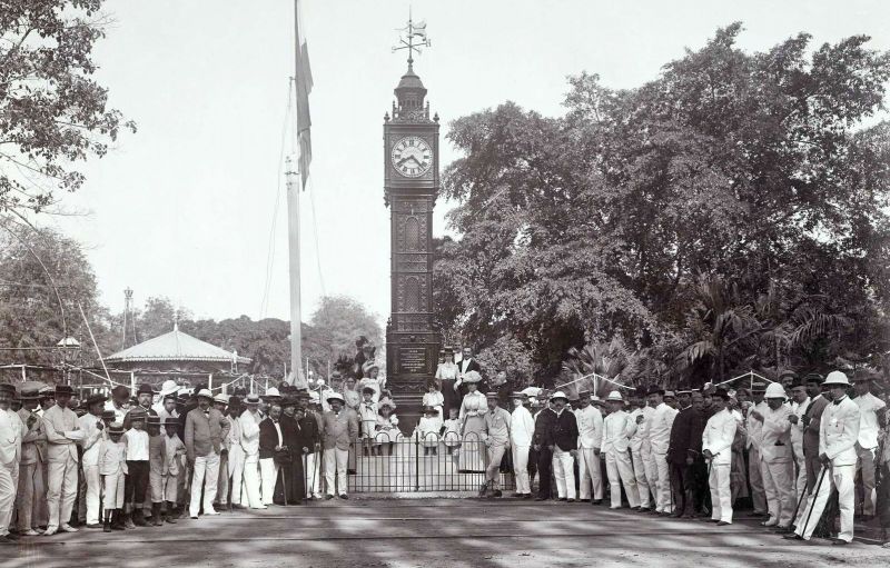 Tugu Jam yang Bikin Hubungan Inggris-Belanda Tegang