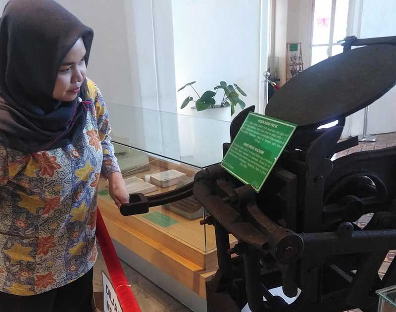 Mesin Handpress KH Ahmad Dahlan Tersimpan di Surabaya