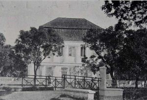 Kisah Dua Istana Peninggalan VOC di Surabaya, Salah Satunya Berusia 370 Tahun!