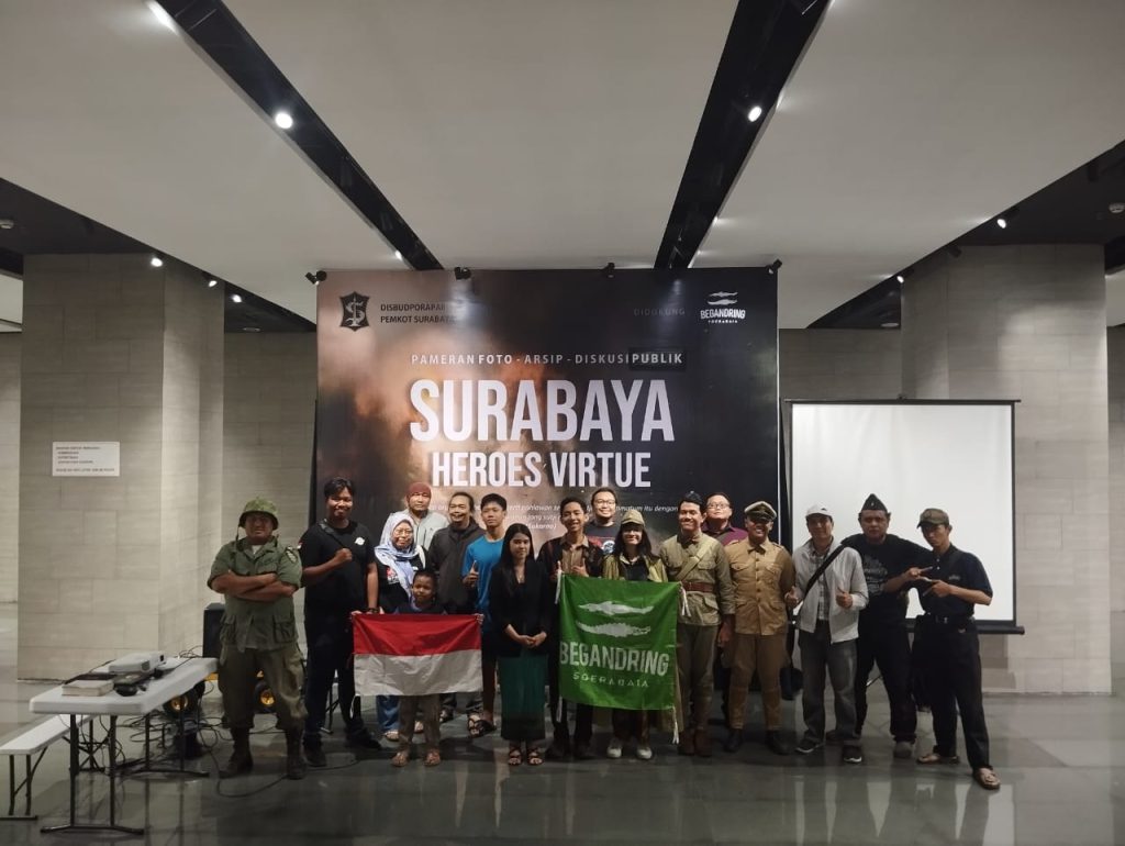 Hari Pahlawan ala Gen-Z: Dari Bicara Film, Teatrikal, hingga Spekulasi Perang Dunia Ketiga