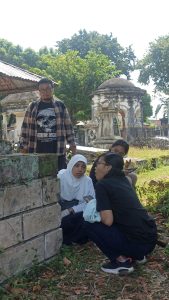 Pemugaran Makam Peneleh Dimulai