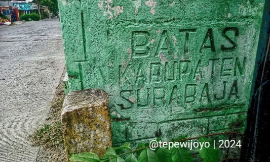 TUGU BATAS KABUPATEN SOERABAJA
